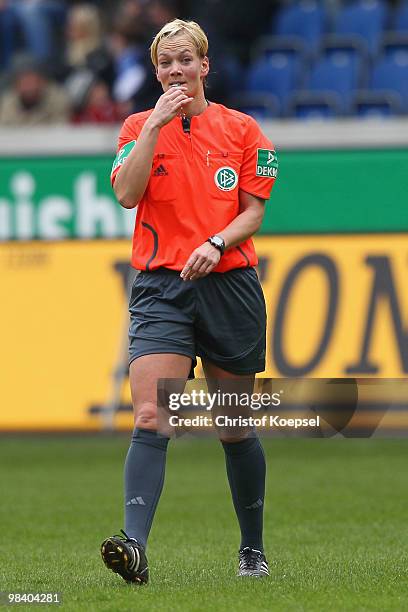 Referee Bibiana Steinhaus issues instructions during the Second Bundesliga match between MSV Duisburg and SpVgg Greuther Fuerth at the MSV Arena on...