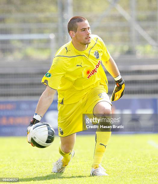 Thorsten Kirschbaum from Sandhausen plays the ball during the Third Liga match between SV Sandhausen and Holstein Kiel at Hardtwald-Stadium on April...