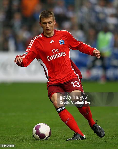 Robert Tesche of Hamburg in action during the Bundesliga match between VfL Bochum and Hamburger SV at Rewirpower Stadium on April 11, 2010 in Bochum,...