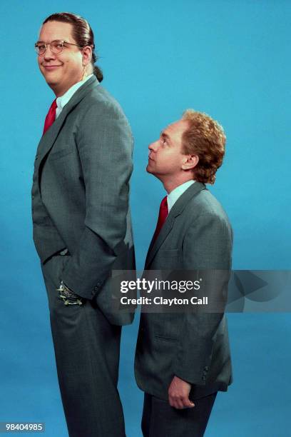 Magicians Penn and Teller posing backstage at the Warfield Theater in San Francisco during the 'Refrigerator Tour' on November 28, 1990.