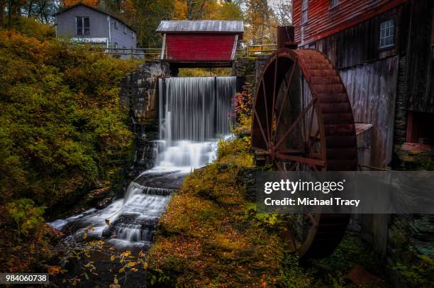 new hope mills - tracy mills stock pictures, royalty-free photos & images