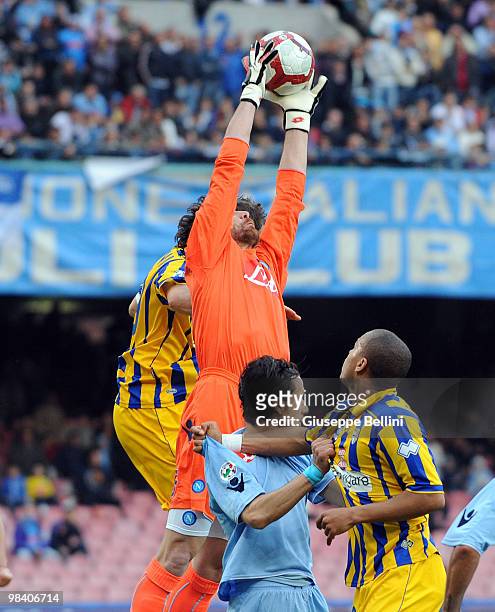 Morgan De Sanctis of Napoli in action during the Serie A match between SSC Napoli and Parma FC at Stadio San Paolo on April 10, 2010 in Naples, Italy.
