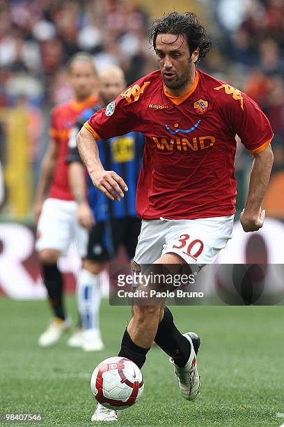 Luca Toni of AS Roma in action during the Serie A match between AS Roma and Atalanta BC at Stadio Olimpico on April 11, 2010 in Rome, Italy.