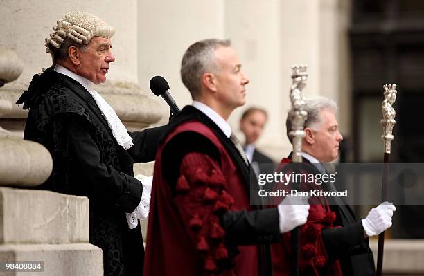 The proclamation for the dissolution of the present Parliament is read out by Colonel Geoffrey Godbold , on the steps of The Royal Exchange on April...