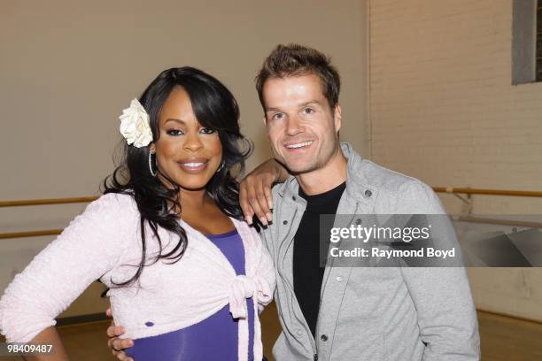 Actress Niecy Nash and Choreographer "Louie" Van Amstel poses for photos during their rehearsal for ABC's "Dancing With The Stars" in Chicago,...