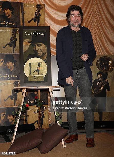 Singer Joaquin Sabina attends a photocall and press conference to promote his latest album "Vinagre Y Rosas" at Hotel Camino Real on April 12, 2010...