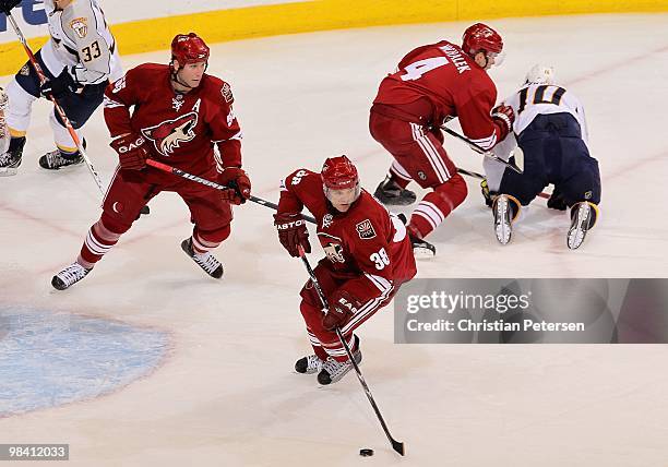 Vernon Fiddler of the Phoenix Coyotes in action during the NHL game against the Nashville Predators at Jobing.com Arena on April 7, 2010 in Glendale,...