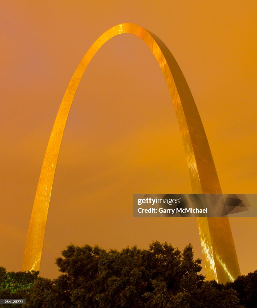 ST Louis ARCH rainy night