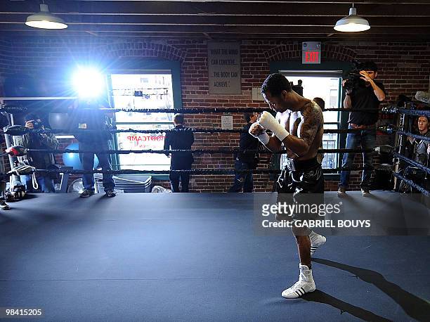 Five-Time World Champion Sugar Shane Mosley trains on April 12, 2010 in Pasadena, California during a media workout in preparation for his fight...