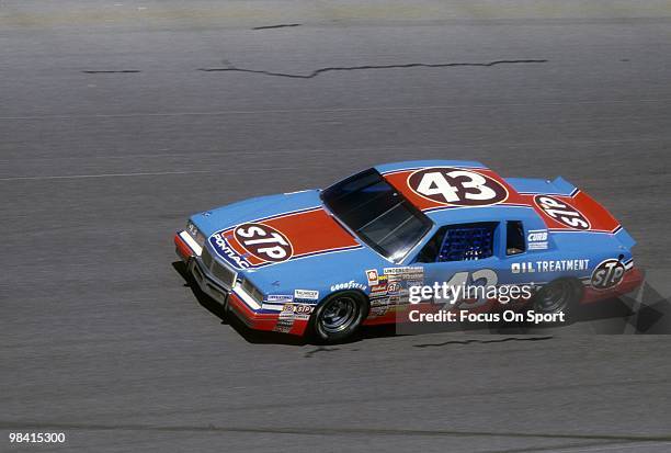 Nascar Driver Richard Petty in action in the STP February 17, 1985 during the Nascar Winston Cup Daytona 500 at Daytona International Speedway in...