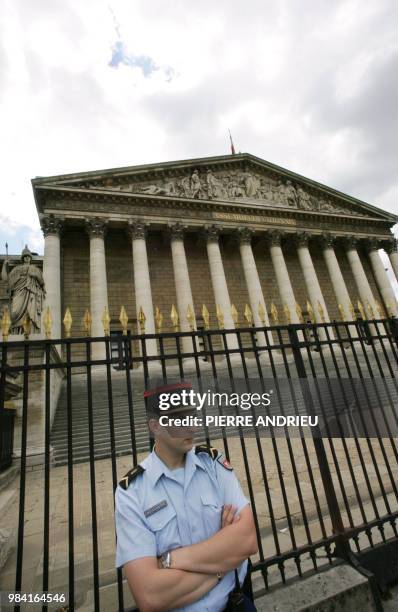 Photo prise le 08 août 2005 de l'Assemblée nationale à Paris. AFP PHOTO PIERRE ANDRIEU