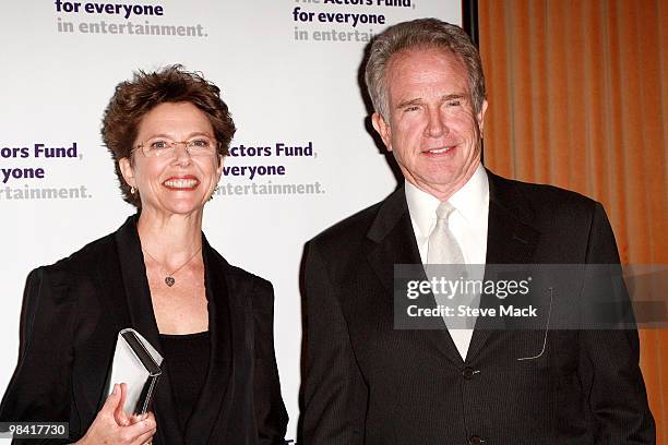Annette Bening and Warren Beatty attend the Actors Fund annual gala at The New York Marriott Marquis on April 12, 2010 in New York City.