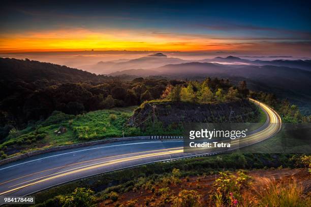 view point @ doi inthanon national park - tetra images stock pictures, royalty-free photos & images