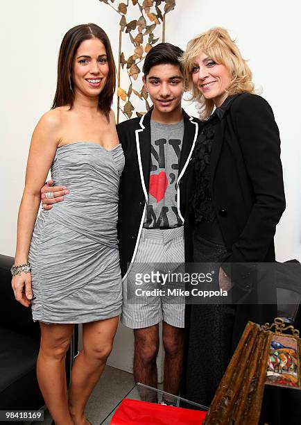 Actors Ana Ortiz, Mark Indelicato and Judith Light attend an "Ugly Betty" charity auction benefiting Save the Children at Axelle Fine Arts Gallery...