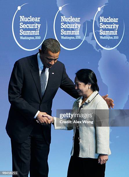 President Barack Obama shakes hands with President of the Philippines Gloria Macapagal-Arroyo at the Nuclear Security Summit April 12, 2010 in...