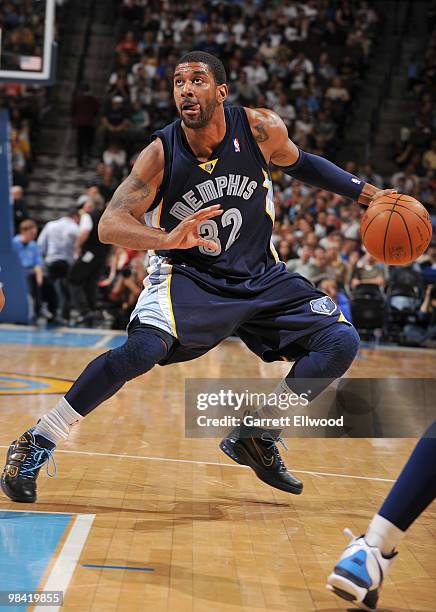 Mayo of the Memphis Grizzlies goes to the basket against the Denver Nuggets on April 12, 2010 at the Pepsi Center in Denver, Colorado. NOTE TO USER:...