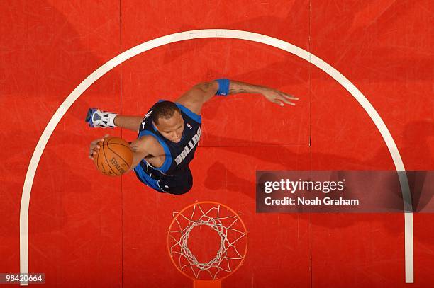 Shawn Marion of the Dallas Mavericks goes up for a dunk against the Los Angeles Clippers at Staples Center on April 12, 2010 in Los Angeles,...