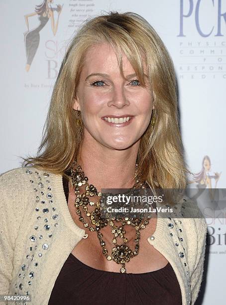Actress Maeve Quinlan attends the Art Of Compassion PCRM 25th anniversary gala at The Lot on April 10, 2010 in West Hollywood, California.