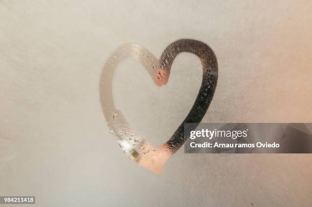 heart drawn on the glass bath - flamingo heart fotografías e imágenes de stock