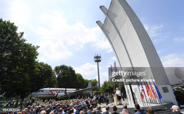 June 2018, Frankfurt am Main, Germany: Guests have gathered for the 70th jubilee of the Berlin air bridge at the memorial site at the Frankfurt...