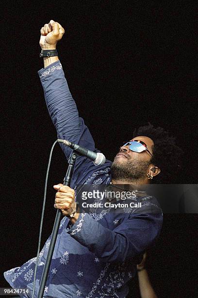 Lenny Kravitz performing at the New Orleans Jazz & Heritage Festival on May 6, 2000.