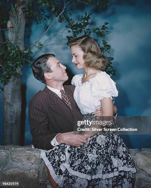 American actor James Stewart as George Bailey and Donna Reed as Mary Hatch Bailey in the film 'It's a Wonderful Life', 1946.