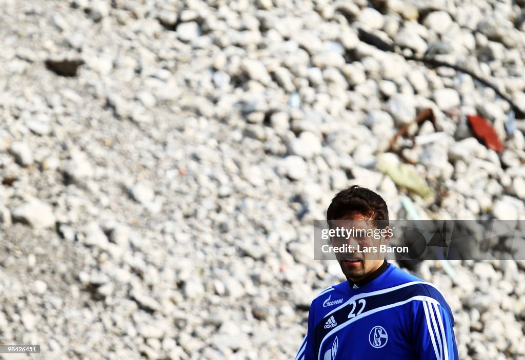 Schalke 04 Training Session