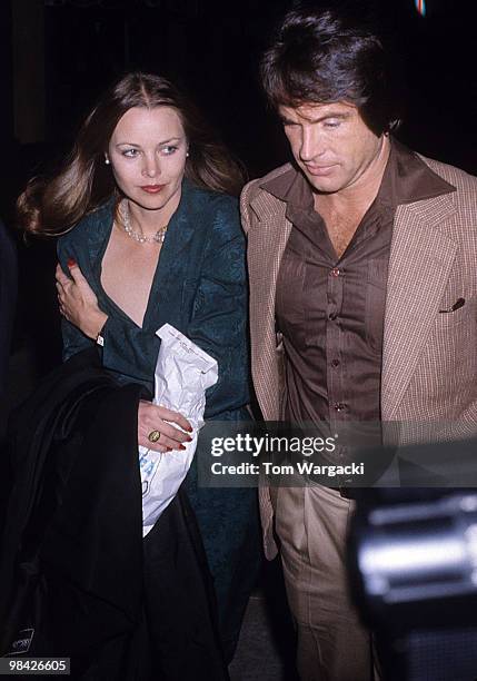 Warren Beatty and Michelle Phillips