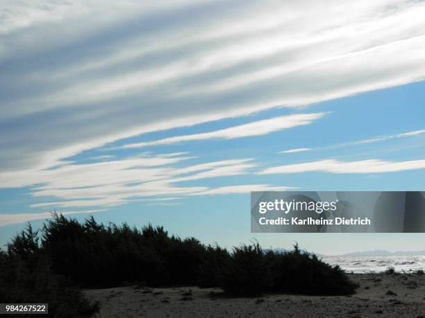 wolken - wolken stock pictures, royalty-free photos & images