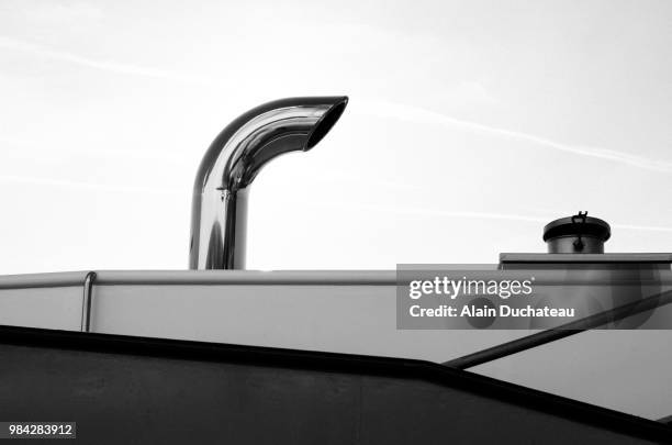 air vent on boat - boat in bath tub stock pictures, royalty-free photos & images