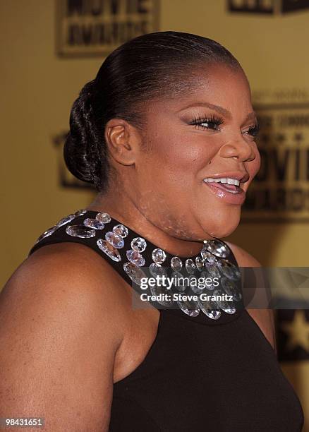 Comedian/actress Mo'Nique arrives at the 15th annual Critics' Choice Movie Awards held at Hollywood Palladium on January 15, 2010 in Hollywood,...