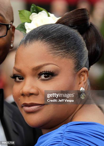 Actress Mo'Nique arrives at the 82nd Annual Academy Awards held at the Kodak Theatre on March 7, 2010 in Hollywood, California.