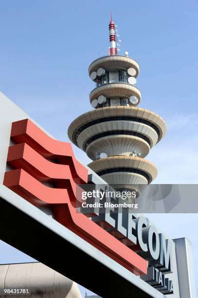 Torre Telecom Rome Italia Business Photos and Premium High Res Pictures - Getty Images