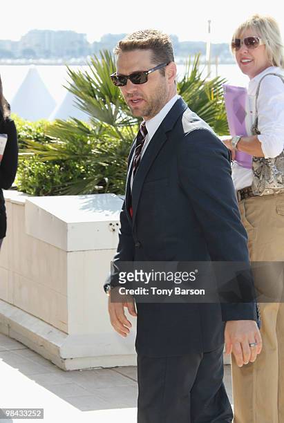 Jason Priestley attends a photocall during MIPTV at Palais des festivals on April 12, 2010 in Cannes, France.