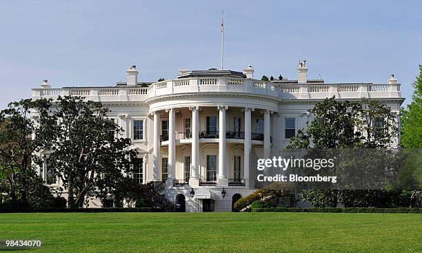 The White House stands in Washington, D.C., U.S., on Monday, April 12, 2010. Ukraine's agreement to relinquish its entire stockpile of highly...