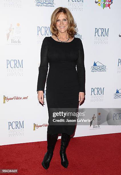 Actress Carol Leifer attends the Art Of Compassion PCRM 25th anniversary gala at The Lot on April 10, 2010 in West Hollywood, California.