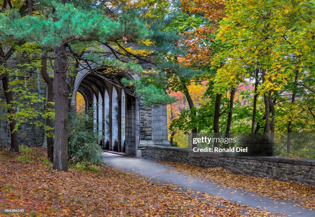 Fort Tryon Arches High-Res Stock Photo - Getty Images