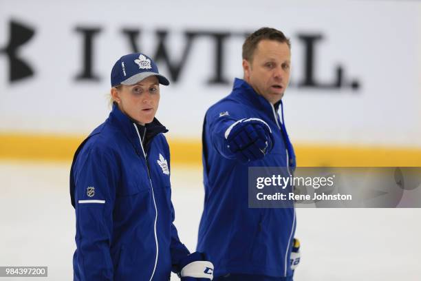 Guest coach Hailey Wickenheiser and Mike Ellis at the Leafs training facility in Etobicoke. June 26, 2018.
