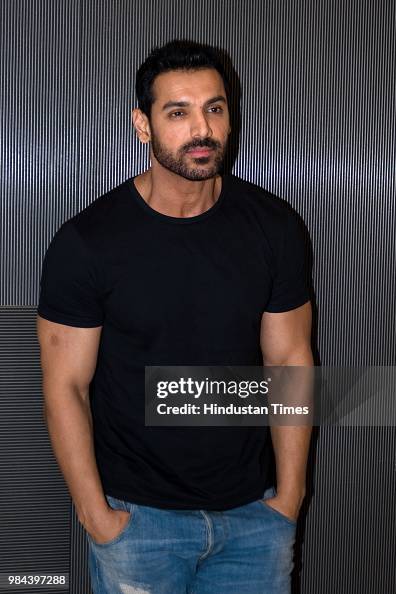 103 Profile Shoot Of John Abraham Photos and Premium High Res Pictures - Getty Images 103 Profile Shoot Of John Abraham Photos and Premium High Res Pictures - Getty Images