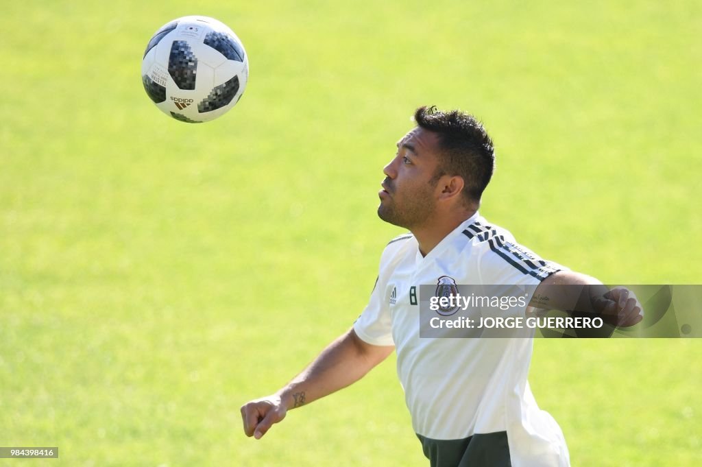 FBL-WC-2018-MEX-TRAINING