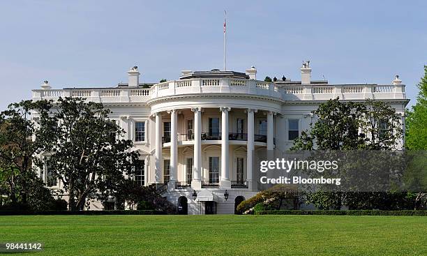 The White House stands in Washington, D.C., U.S., on Monday, April 12, 2010. Ukraine's agreement to relinquish its entire stockpile of highly...