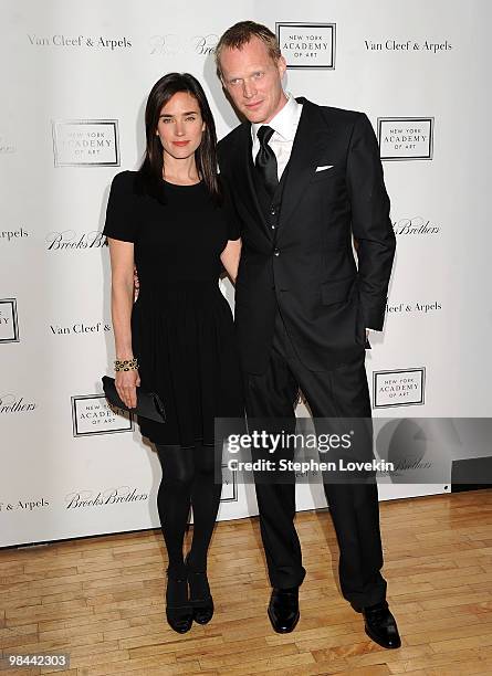 Jennifer Connelly and Paul Bettany pose on the red carpet during the 2010 Tribeca Ball at the New York Academy of Art on April 13, 2010 in New York...