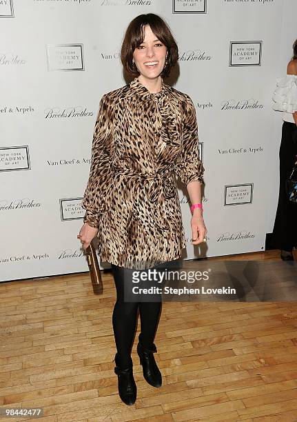 Actress Parker Posey walks the red carpet during the 2010 Tribeca Ball at the New York Academy of Art on April 13, 2010 in New York City.