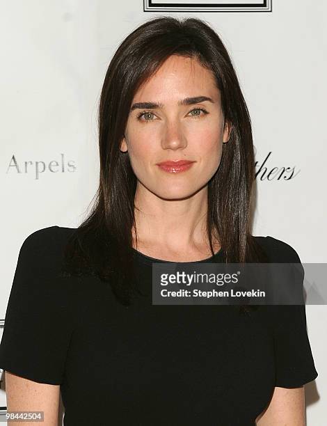Jennifer Connelly walks the red carpet during the 2010 Tribeca Ball at the New York Academy of Art on April 13, 2010 in New York City.