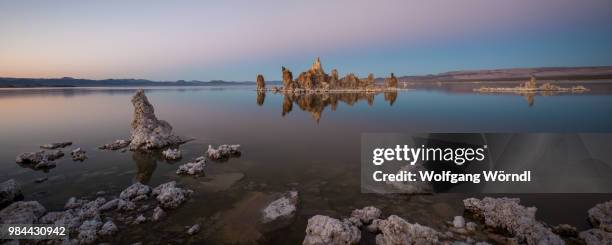 mono lake panorama - wolfgang wörndl stock pictures, royalty-free photos & images