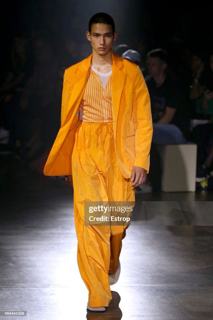 Kenzo: Runway - Paris Fashion Week - Menswear Spring/Summer 2019