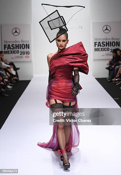 Model walks the runway wearing David Salomon during Mercedes-Benz Fashion Mexico Autumn Winter 2010 at Campo Marte on April 13, 2010 in Mexico City,...