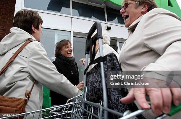 Esther Rantzen talks to shoppers outside Asda as she campaigns as an independant candidate for Luton South on April 14, 2010 in Luton, England....