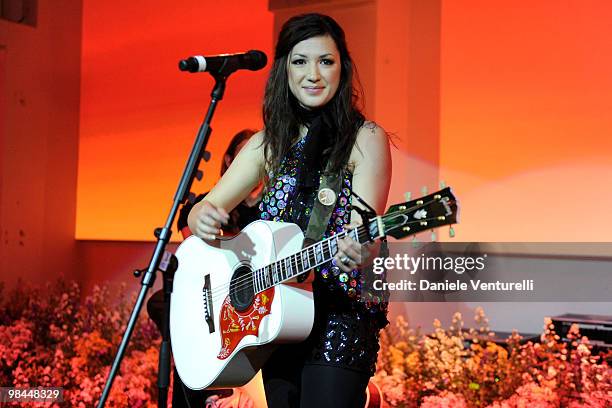 Musician Michelle Branch performs during the MINI Countryman Picnic event on April 13, 2010 in Milan, Italy.