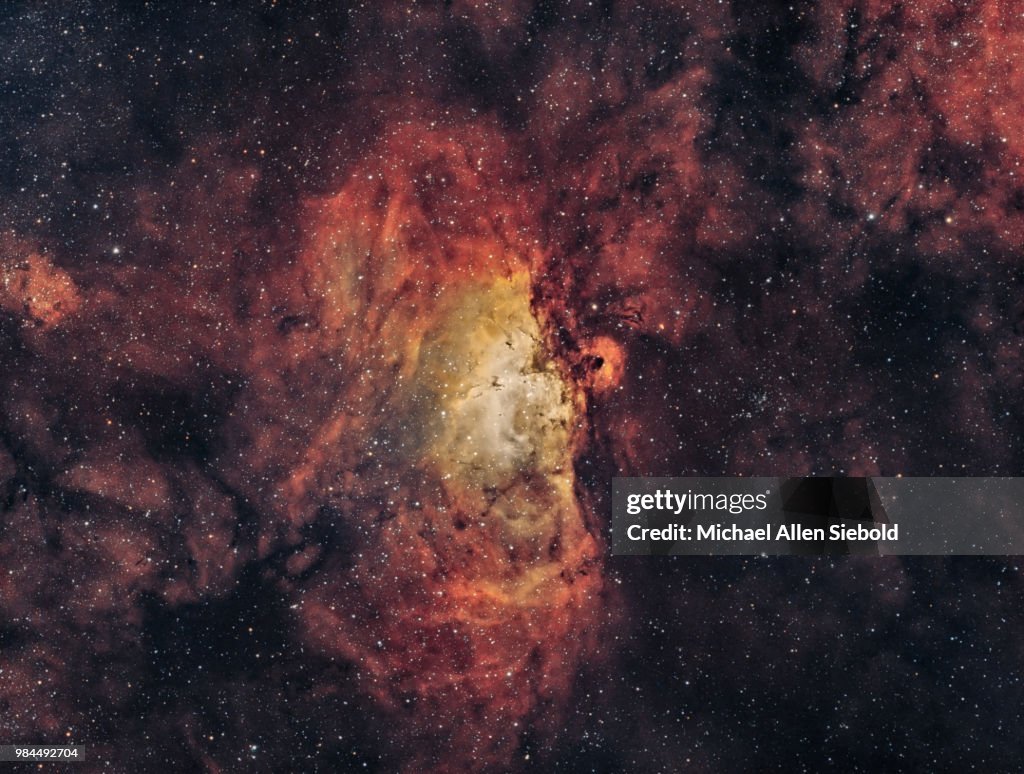 Eagle or Star Queen Nebula (M16)